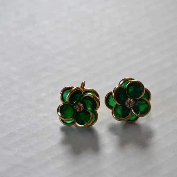 Vtg  bezel crystal clip on earrings - Picture 2 of 5